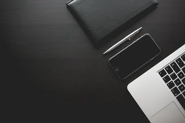 Guide Pratique : Comment Utiliser l'IA pour Optimiser Votre Travail