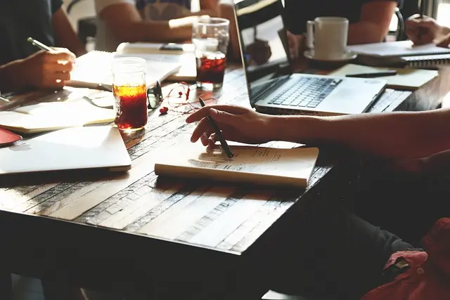 Guide Pratique pour Utiliser l'IA dans vos Projets