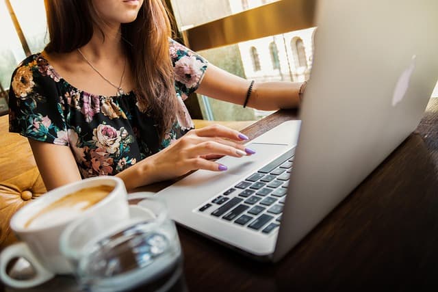 Comment Utiliser l'IA pour Optimiser vos Projets Professionnels