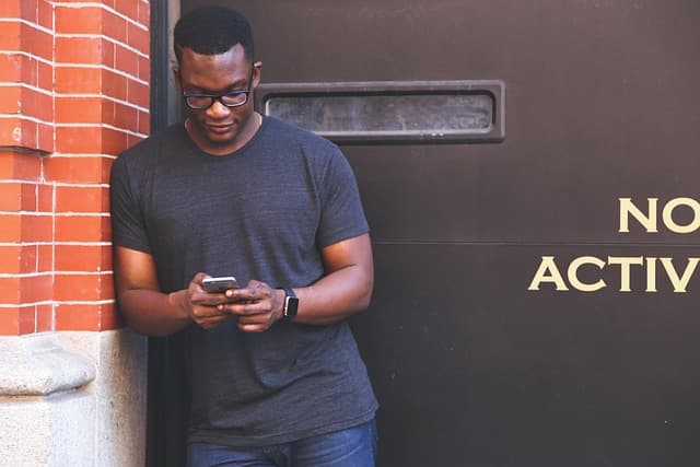 Comment Utiliser l'IA pour Améliorer vos Compétences Personnelles